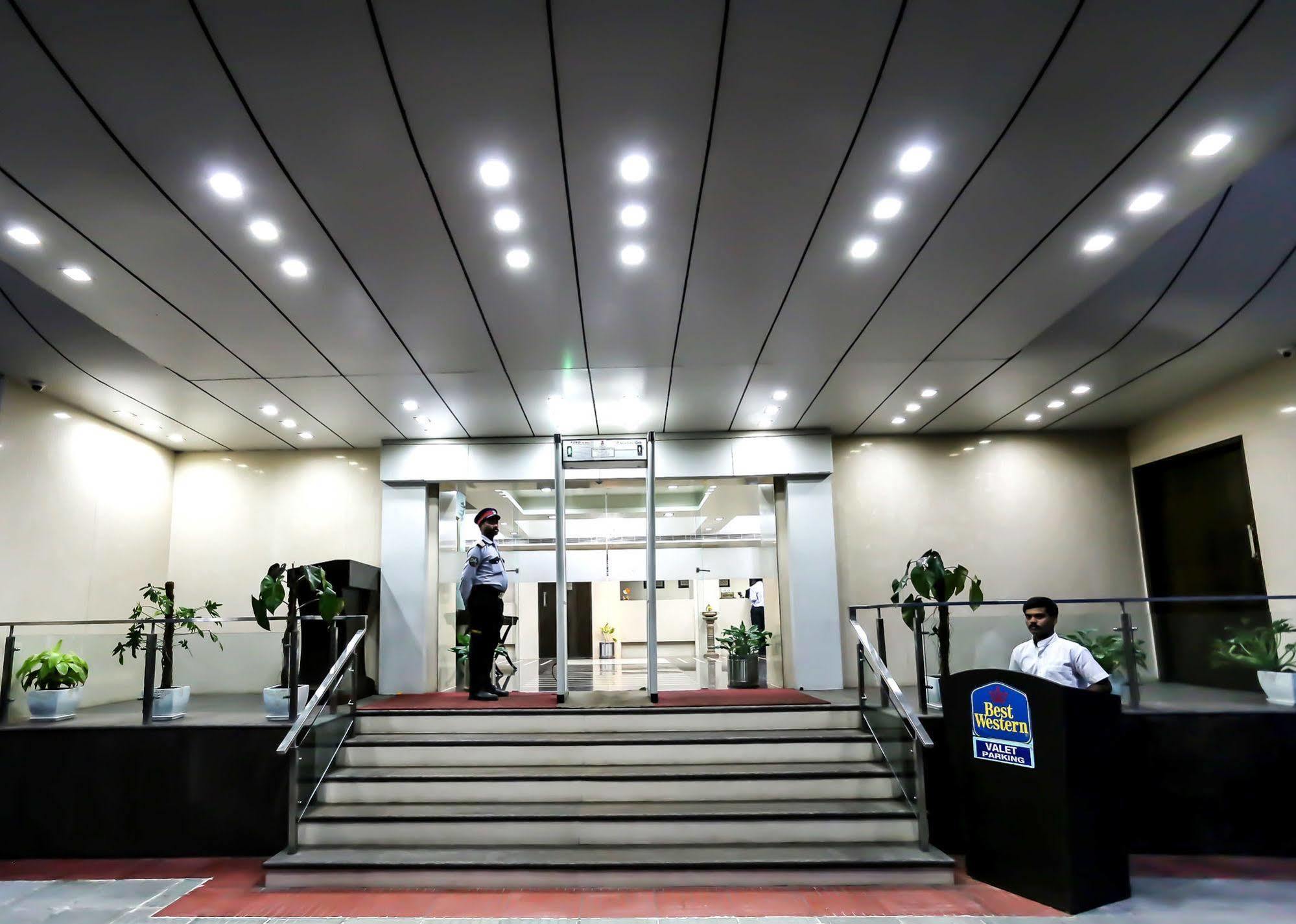 Best Western Ramachandra Visakhapatnam Extérieur photo